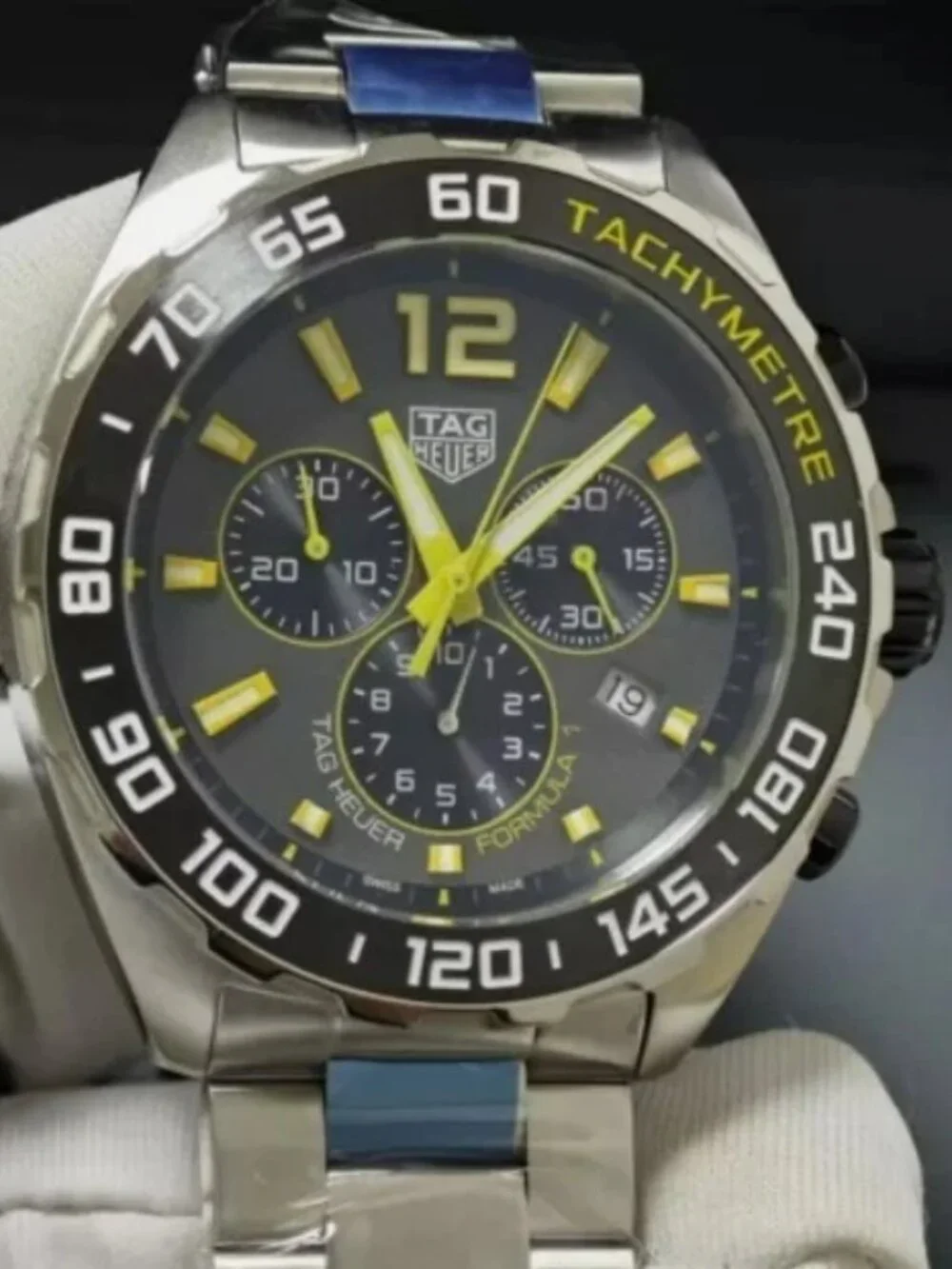 TAG Heuer Formula 1 Quartz Chronograph 43mm Grey Men's Watch CAZ101AG.BA0842